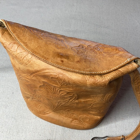 Leather Embossed Purse - Picture 4 of 10